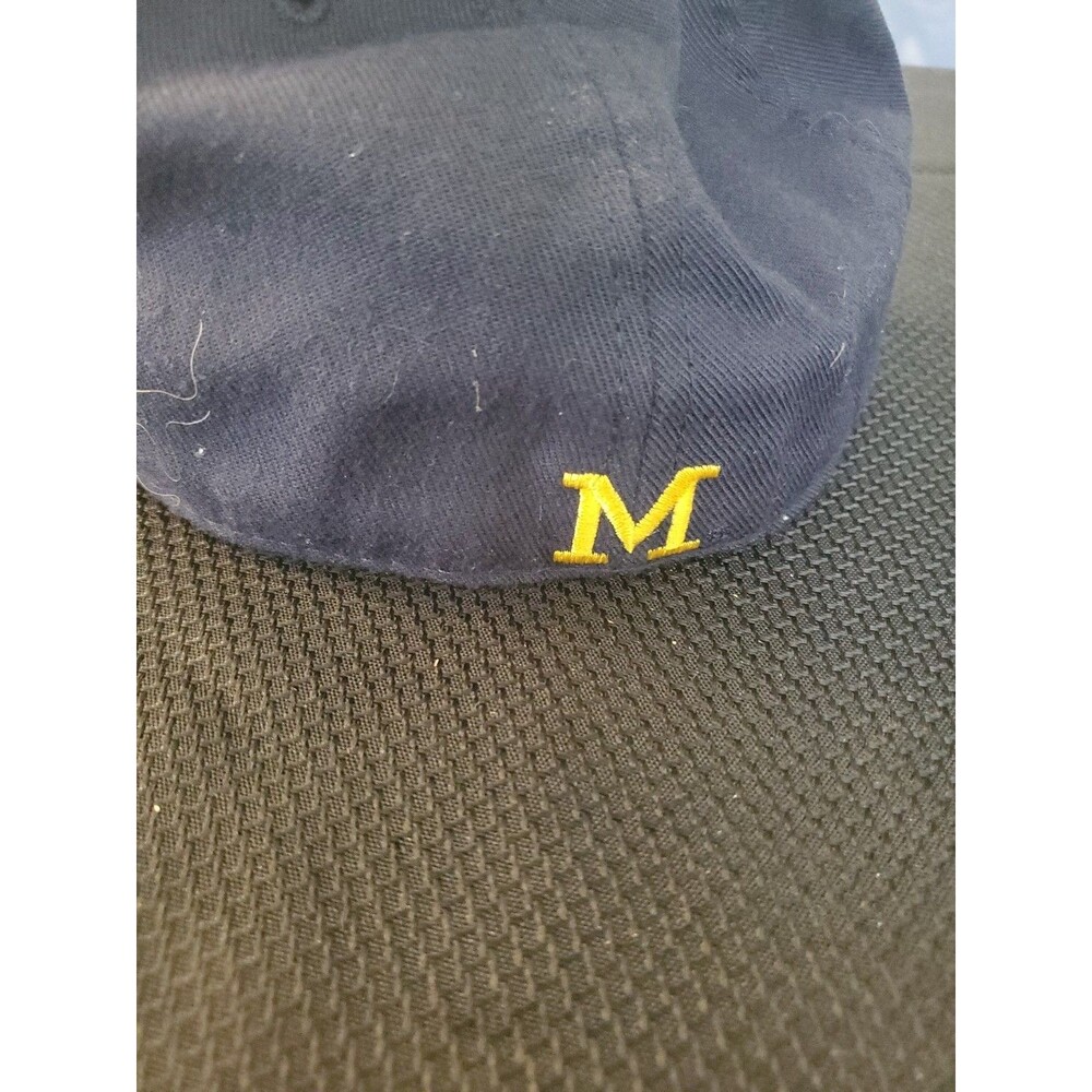 Vtg Michigan Wolverines Hat Fitted Legacy Cap 7 Baseball USA NCAA FOOTBALL M - Picture 2 of 5